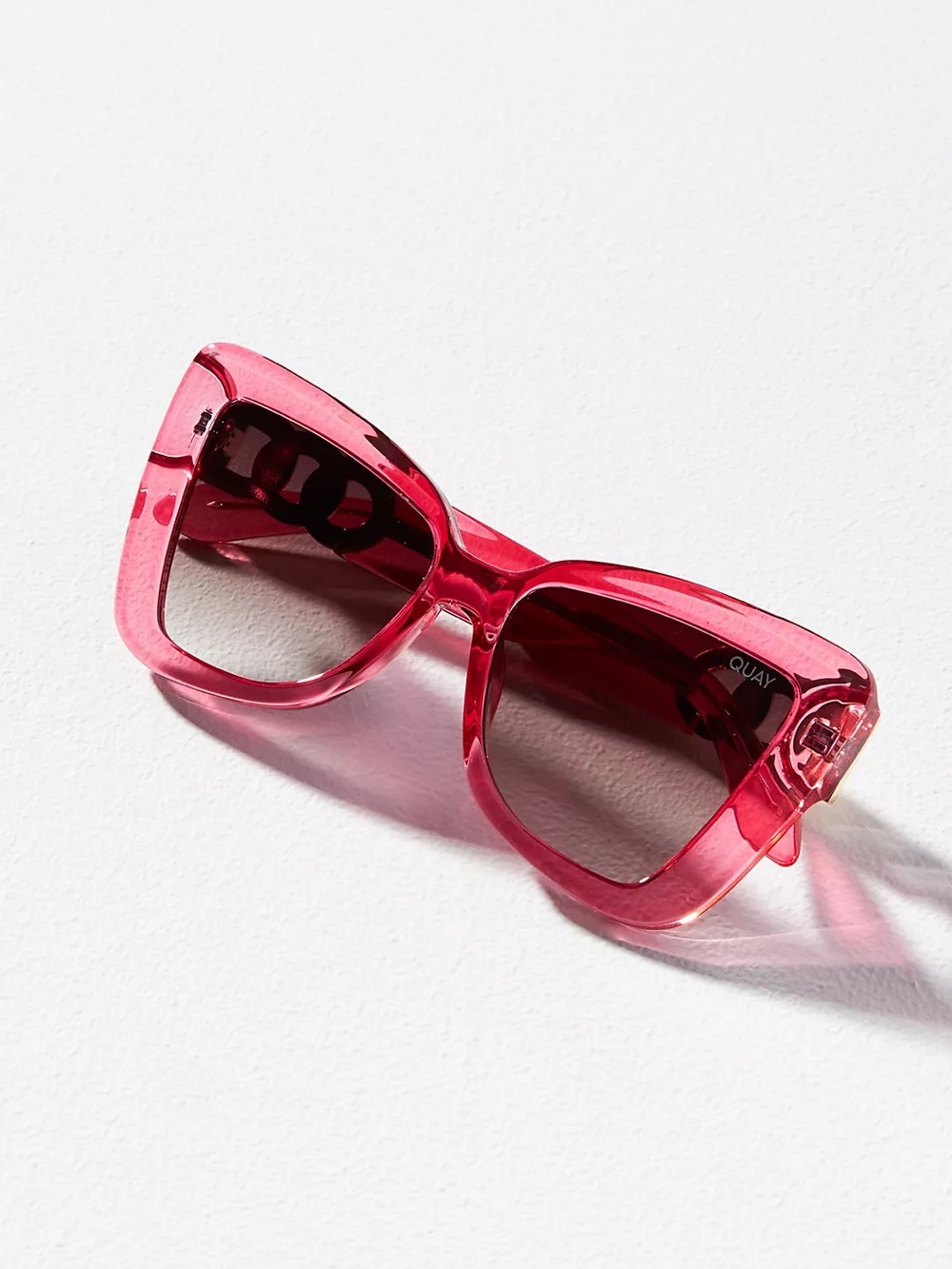 Quay Chain Reaction Sunglasses in Pink New with Case and Cloth
